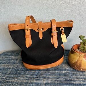✨ Vintage Dooney & Bourke Canvas & Leather Tote ✨